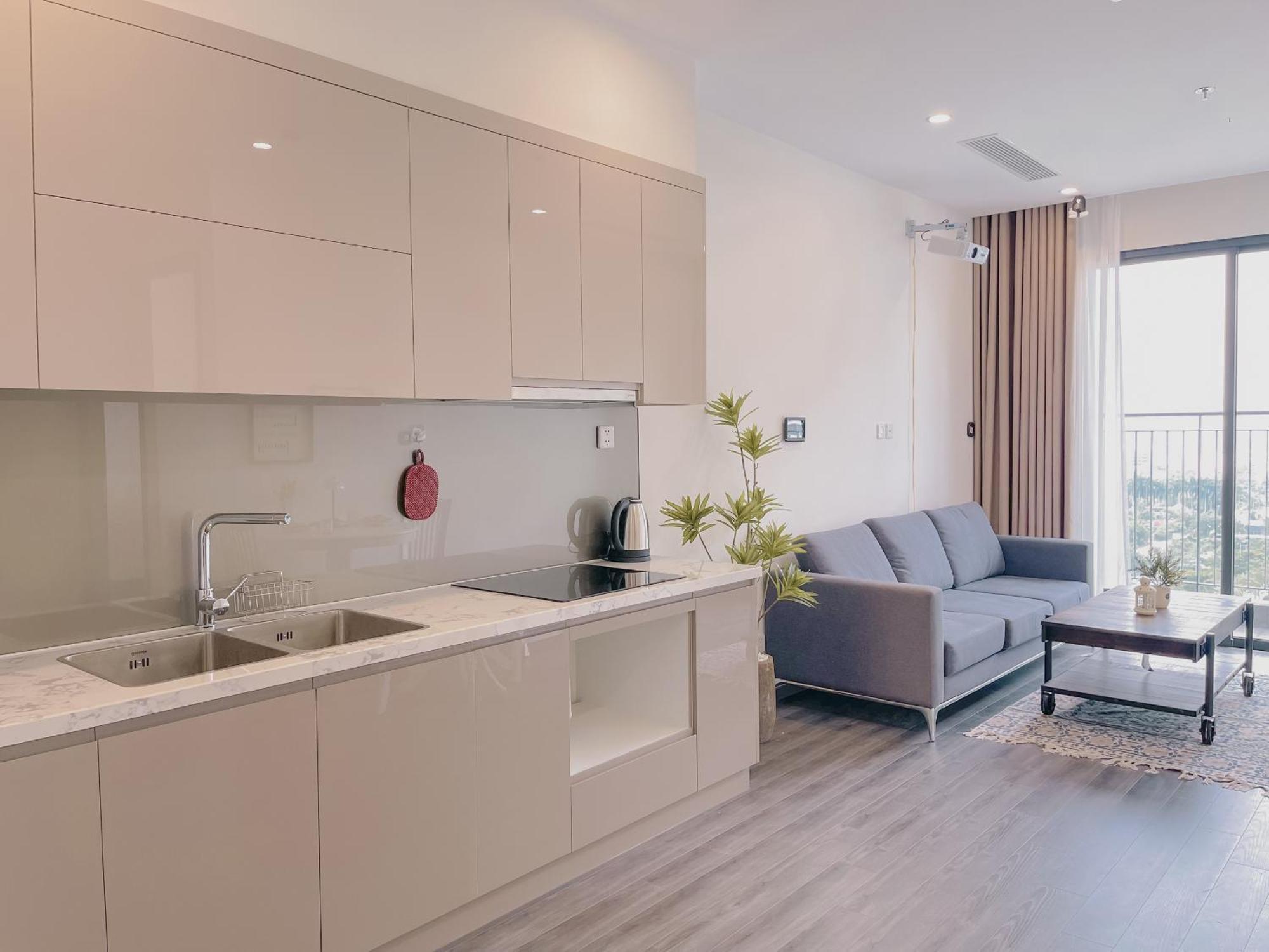 Căn hộ Deluxe 1-bedroom And 1-living Free Gym Hà Nội