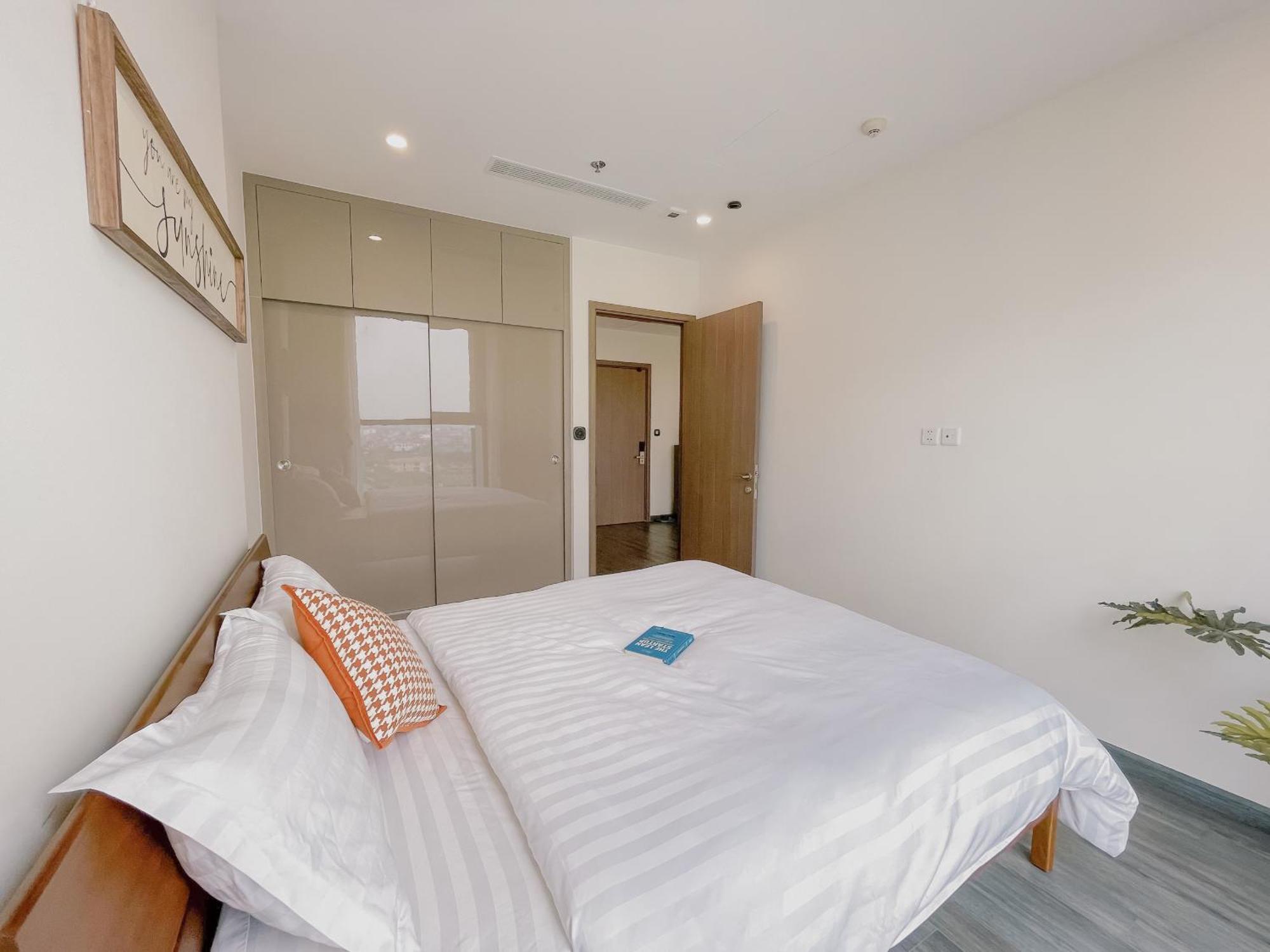 Deluxe 1-bedroom And 1-living Free Gym